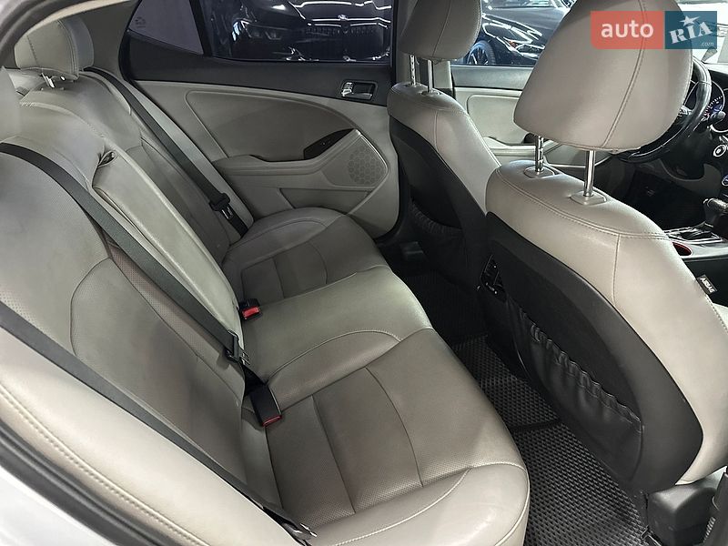 Седан Kia Optima 2014 в Харкові