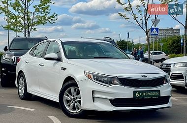 Седан Kia Optima 2016 в Києві