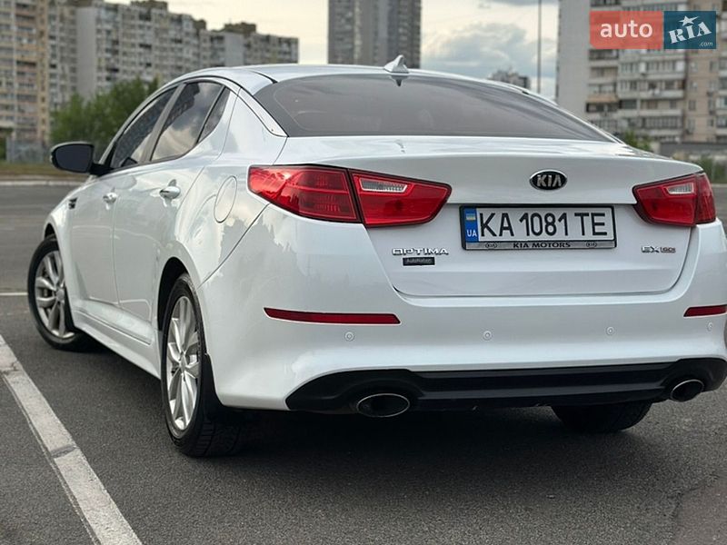 Седан Kia Optima 2014 в Киеве