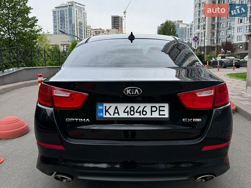 Седан Kia Optima 2014 в Киеве