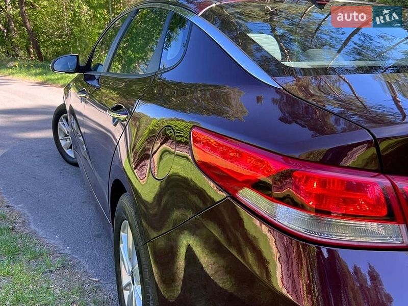 Седан Kia Optima 2016 в Нетішині