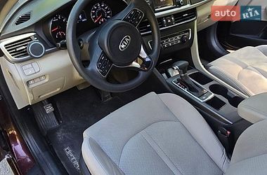 Седан Kia Optima 2016 в Нетішині