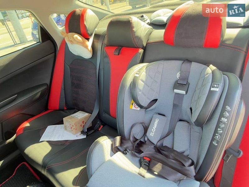 Седан Kia Optima 2016 в Києві