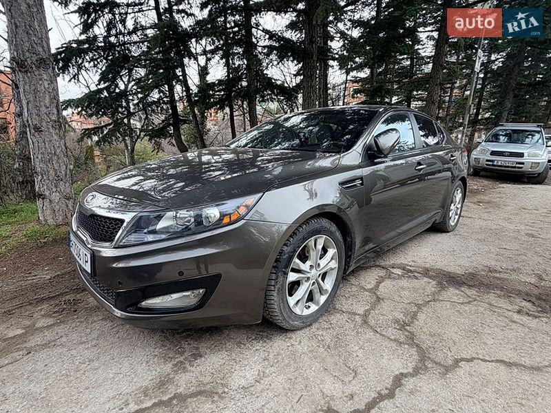 Седан Kia Optima 2012 в Одесі