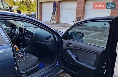 Седан Kia Optima 2014 в Львове