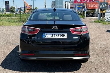 Седан Kia Optima 2014 в Киеве