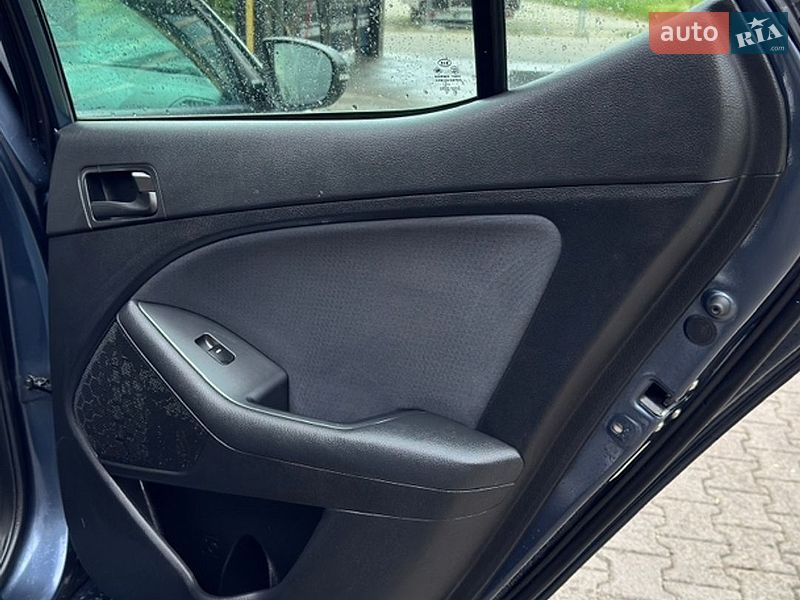 Седан Kia Optima 2014 в Славуті