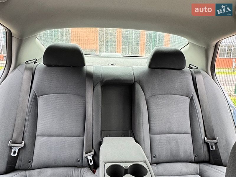 Седан Kia Optima 2014 в Славуті