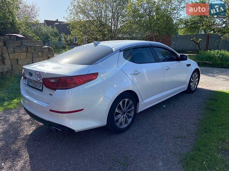 Седан Kia Optima 2015 в Сумах