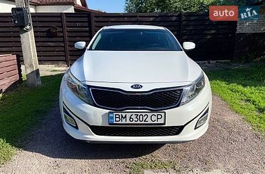Седан Kia Optima 2015 в Сумах
