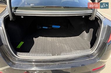 Седан Kia Optima 2013 в Киеве
