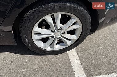 Седан Kia Optima 2013 в Киеве
