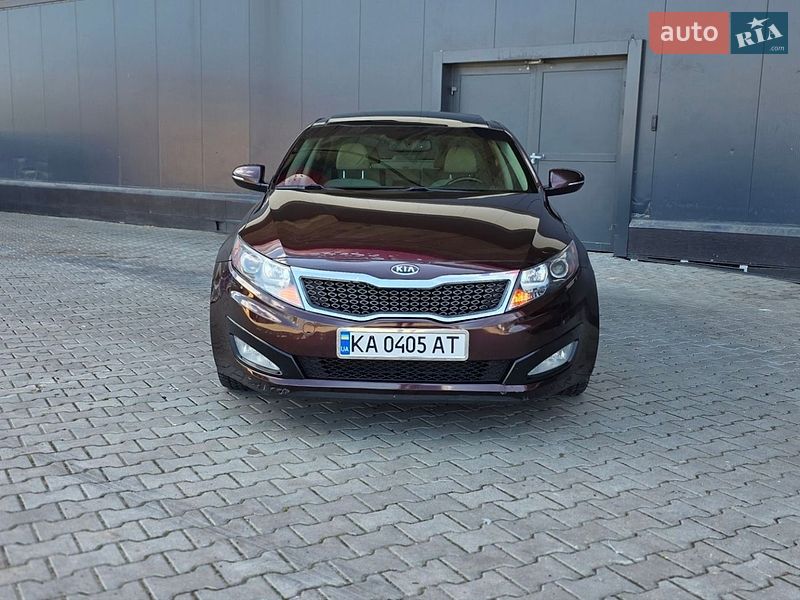 Седан Kia Optima 2011 в Києві