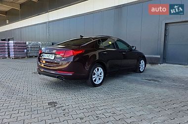 Седан Kia Optima 2011 в Києві