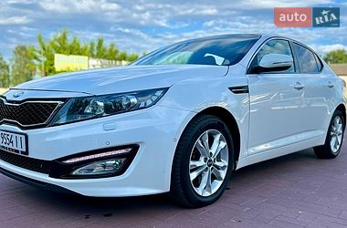 Седан Kia Optima 2012 в Рівному