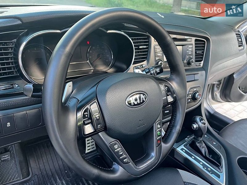 Седан Kia Optima 2012 в Одесі