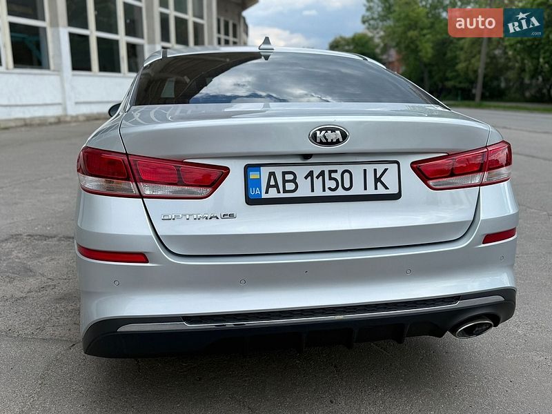 Седан Kia Optima 2018 в Виннице