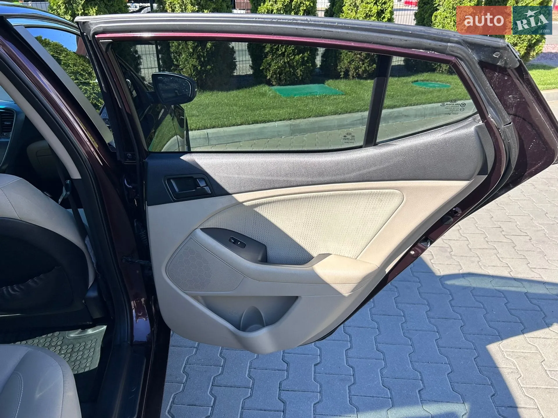 2011 Kia Optima - мініатюра 24