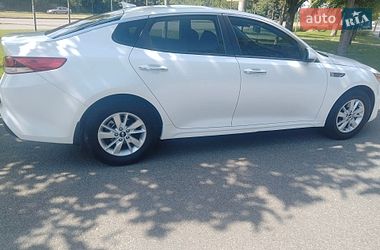Седан Kia Optima 2016 в Днепре