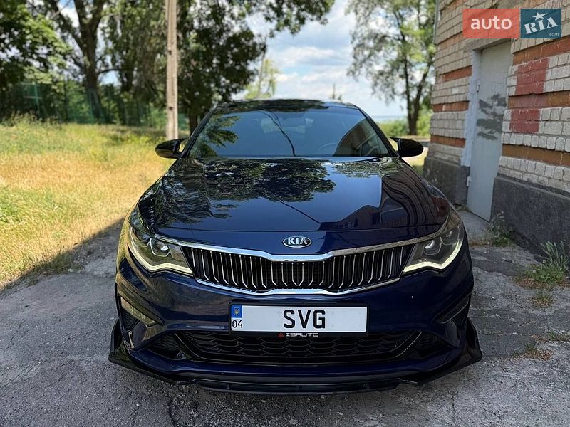 Седан Kia Optima 2019 в Дніпрі