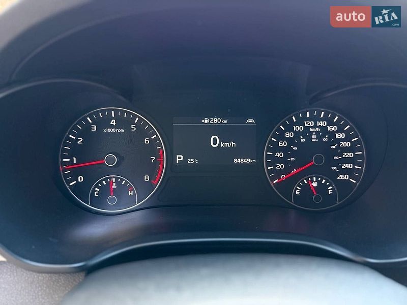Седан Kia Optima 2019 в Дніпрі