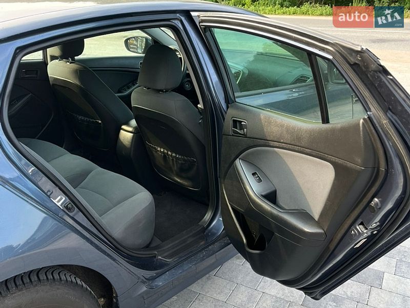 Седан Kia Optima 2014 в Славуті