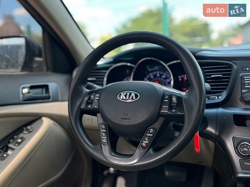 Седан Kia Optima 2013 в Коломые