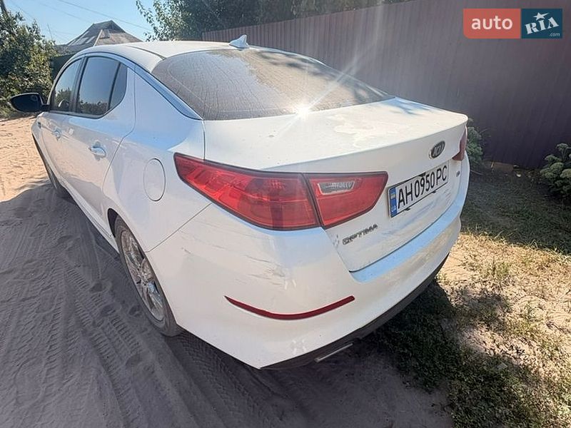 Седан Kia Optima 2015 в Харькове