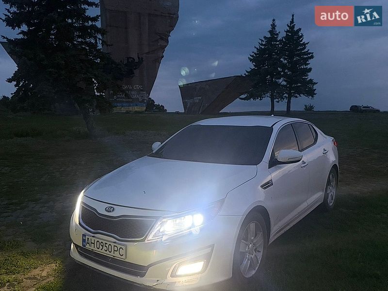 Седан Kia Optima 2015 в Харькове