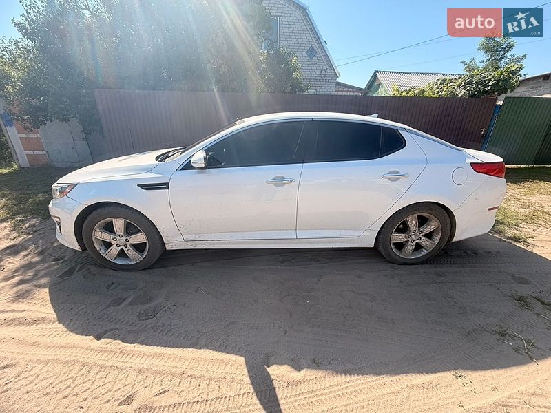 Седан Kia Optima 2015 в Харькове