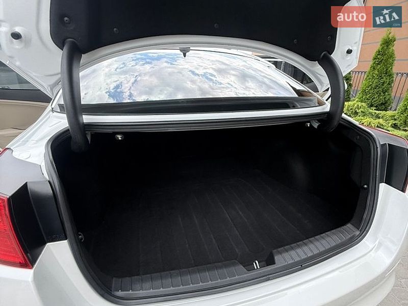 Седан Kia Optima 2015 в Вінниці