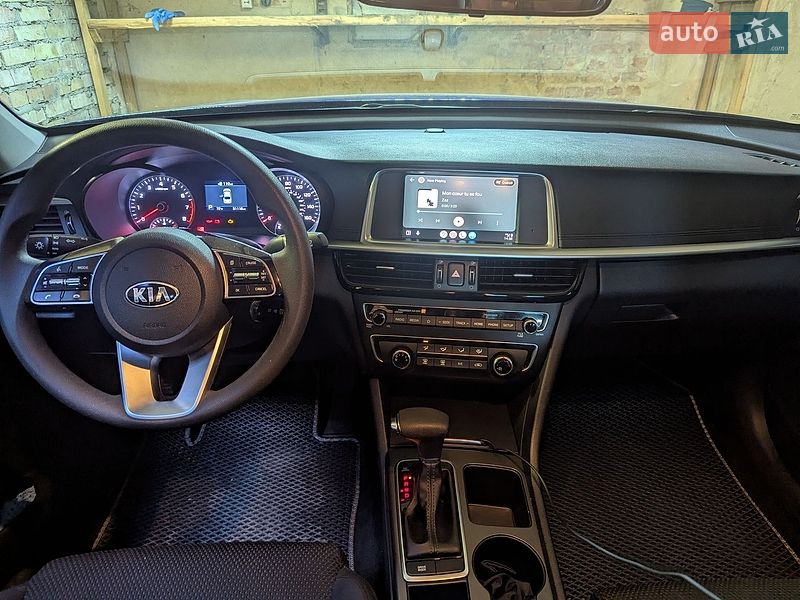 Седан Kia Optima 2019 в Києві