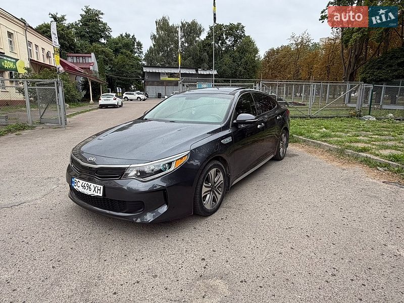 Седан Kia Optima 2016 в Львове