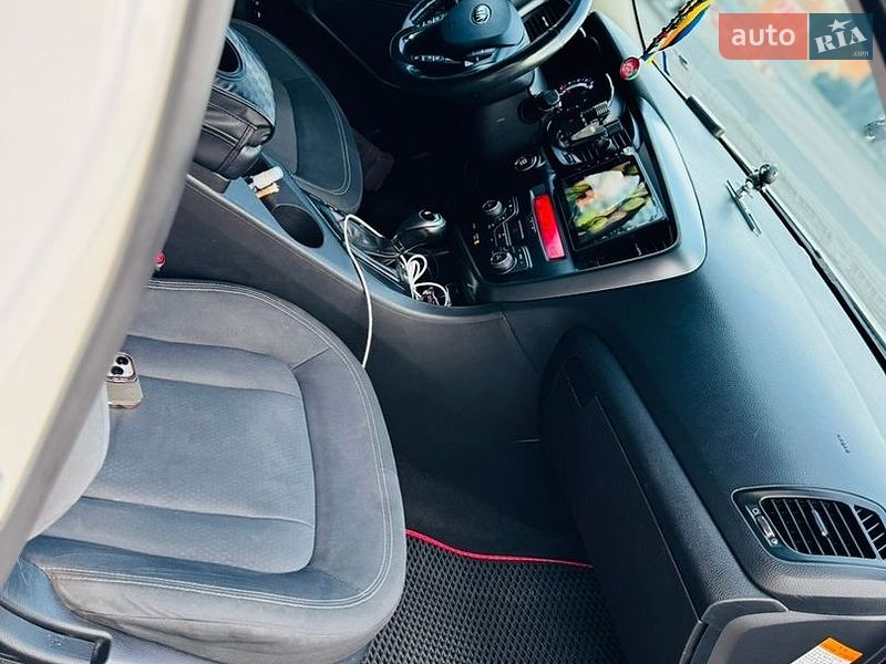 Седан Kia Optima 2012 в Одесі