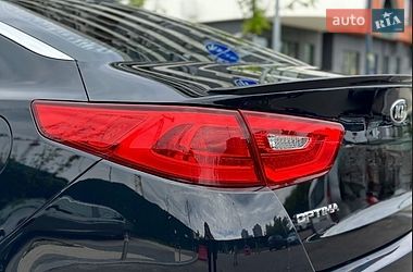 Седан Kia Optima 2015 в Киеве