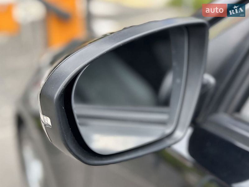 Седан Kia Optima 2015 в Киеве