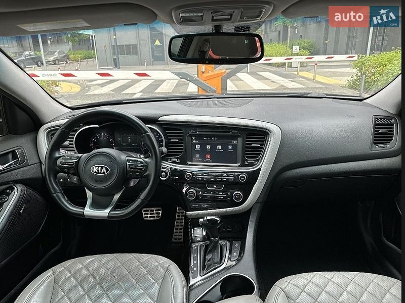 Седан Kia Optima 2015 в Киеве