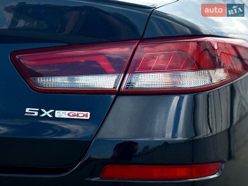 Седан Kia Optima 2019 в Киеве