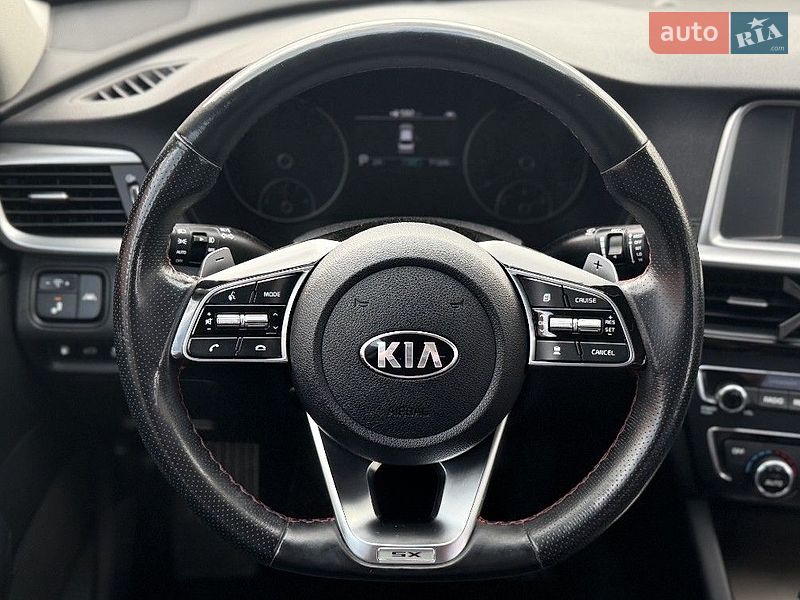 Седан Kia Optima 2019 в Киеве