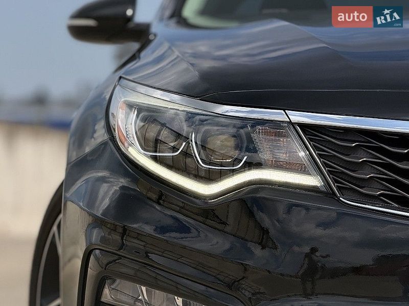 Седан Kia Optima 2019 в Киеве