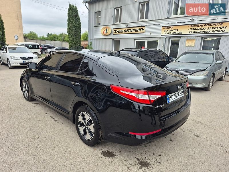 Седан Kia Optima 2011 в Тернополе