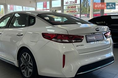 Седан Kia Optima 2019 в Киеве