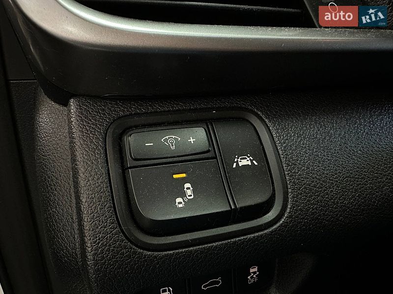 Седан Kia Optima 2019 в Киеве