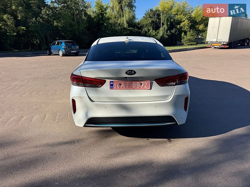 Седан Kia Optima 2017 в Житомирі