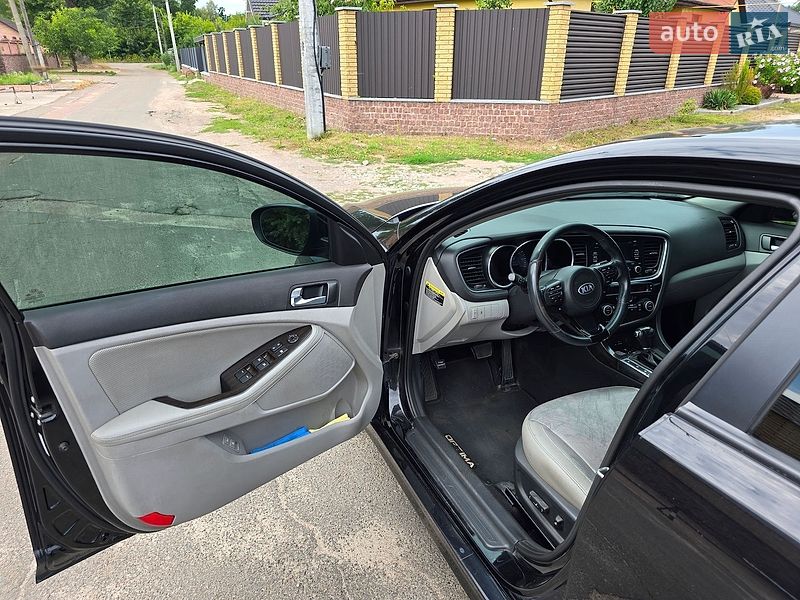 Седан Kia Optima 2014 в Житомире