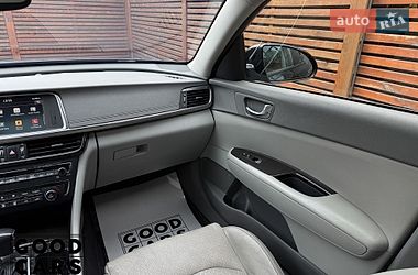 Седан Kia Optima 2016 в Одесі