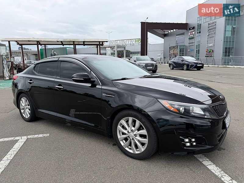 Седан Kia Optima 2013 в Киеве