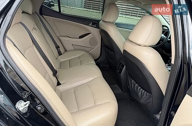 Седан Kia Optima 2013 в Киеве