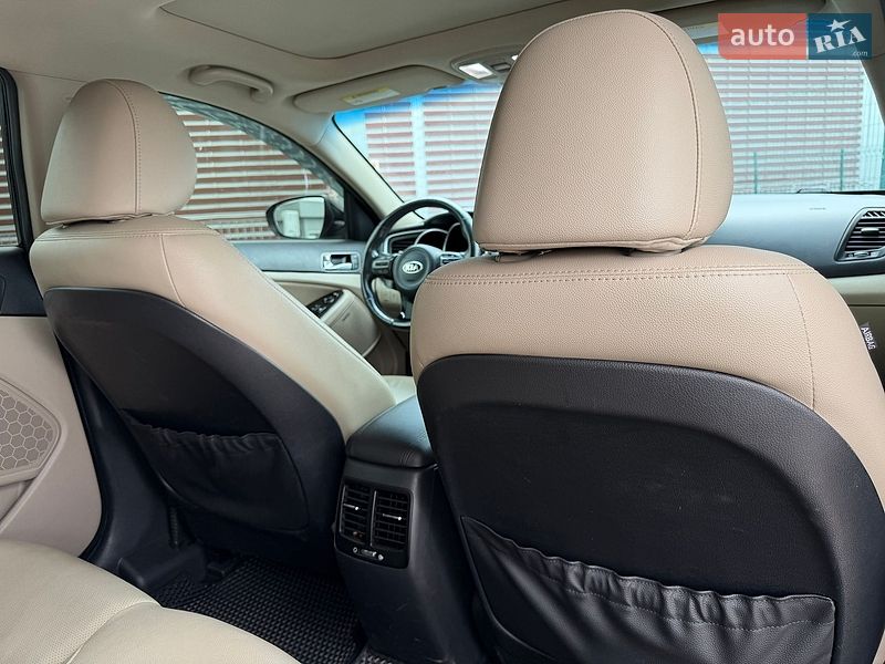 Седан Kia Optima 2013 в Киеве