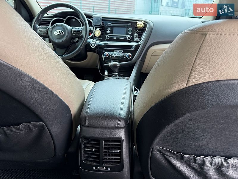Седан Kia Optima 2013 в Киеве